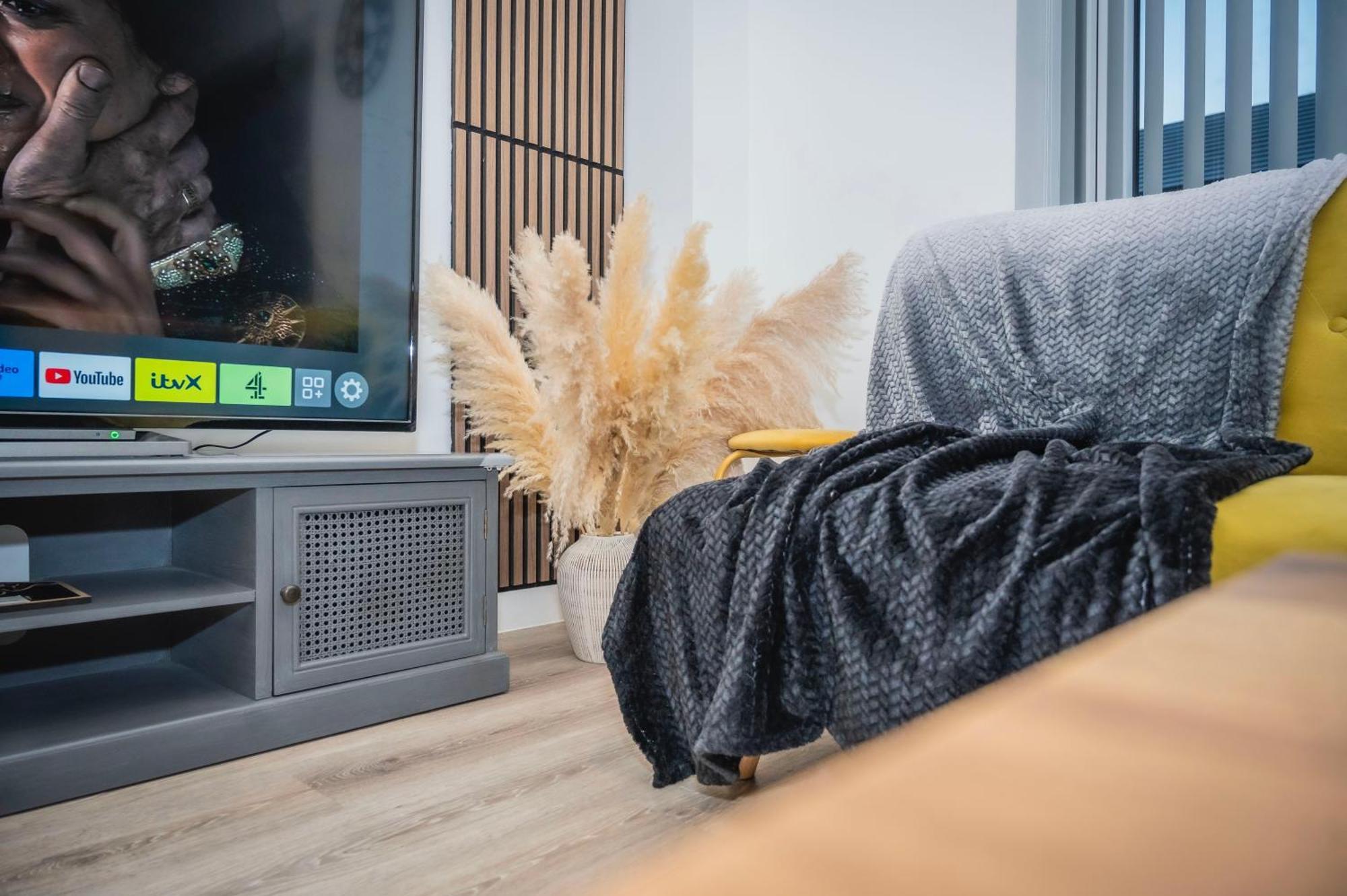 The Parkes A Stylish 3Br House, 5 Mins From Central Birmingham Close To The Edgbaston Stadium, The Hippodrome, Uob, Aston And Bcu, China Town, Kings Heath Bhx Airport And Much More 외부 사진