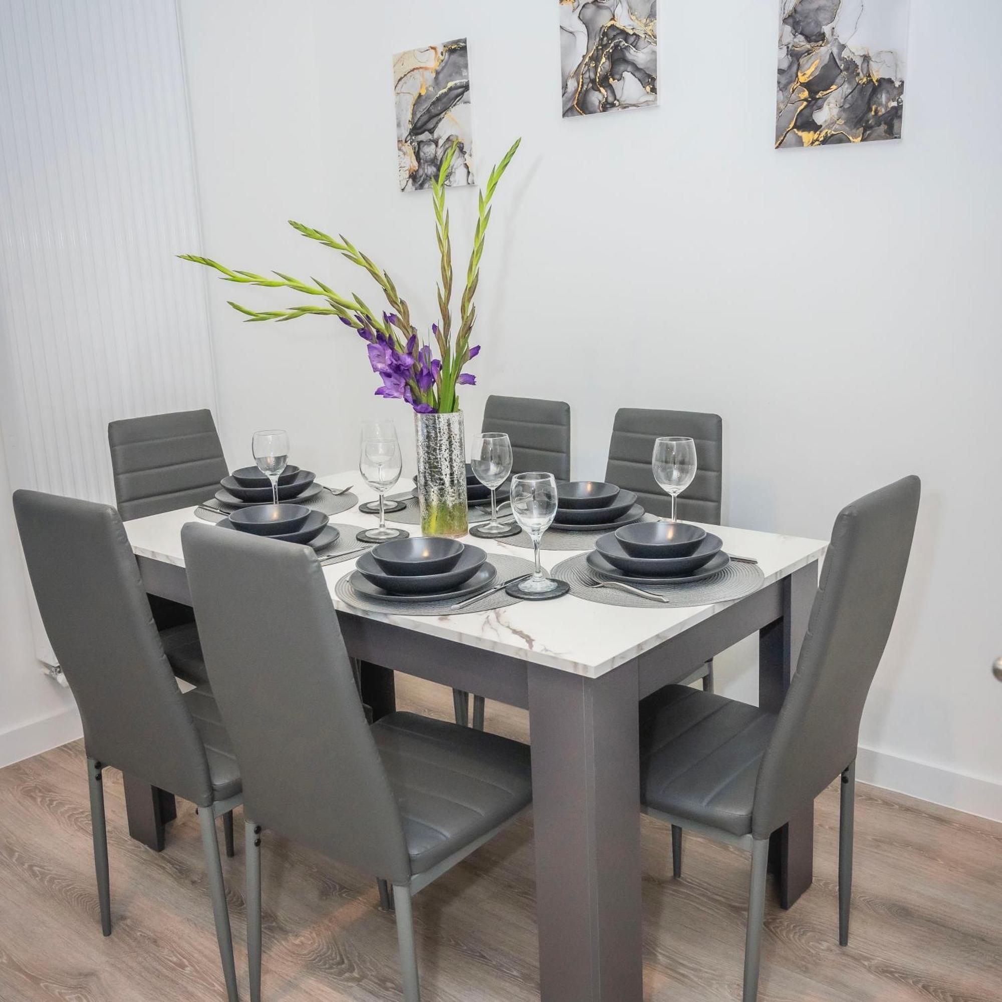 The Parkes A Stylish 3Br House, 5 Mins From Central Birmingham Close To The Edgbaston Stadium, The Hippodrome, Uob, Aston And Bcu, China Town, Kings Heath Bhx Airport And Much More 외부 사진