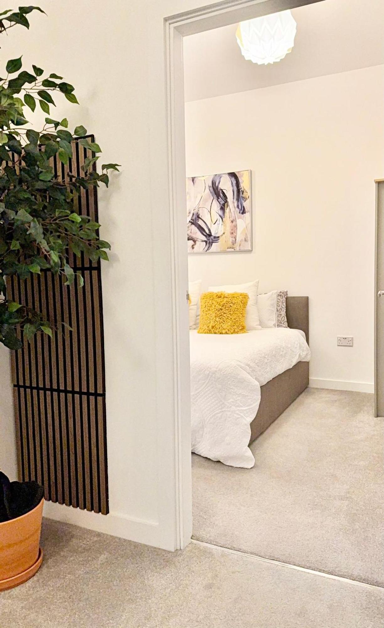 The Parkes A Stylish 3Br House, 5 Mins From Central Birmingham Close To The Edgbaston Stadium, The Hippodrome, Uob, Aston And Bcu, China Town, Kings Heath Bhx Airport And Much More 외부 사진